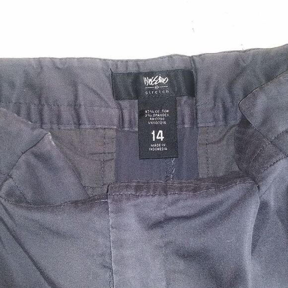 Mossimo grey pleated shorts sz 14 - Picture 5 of 7